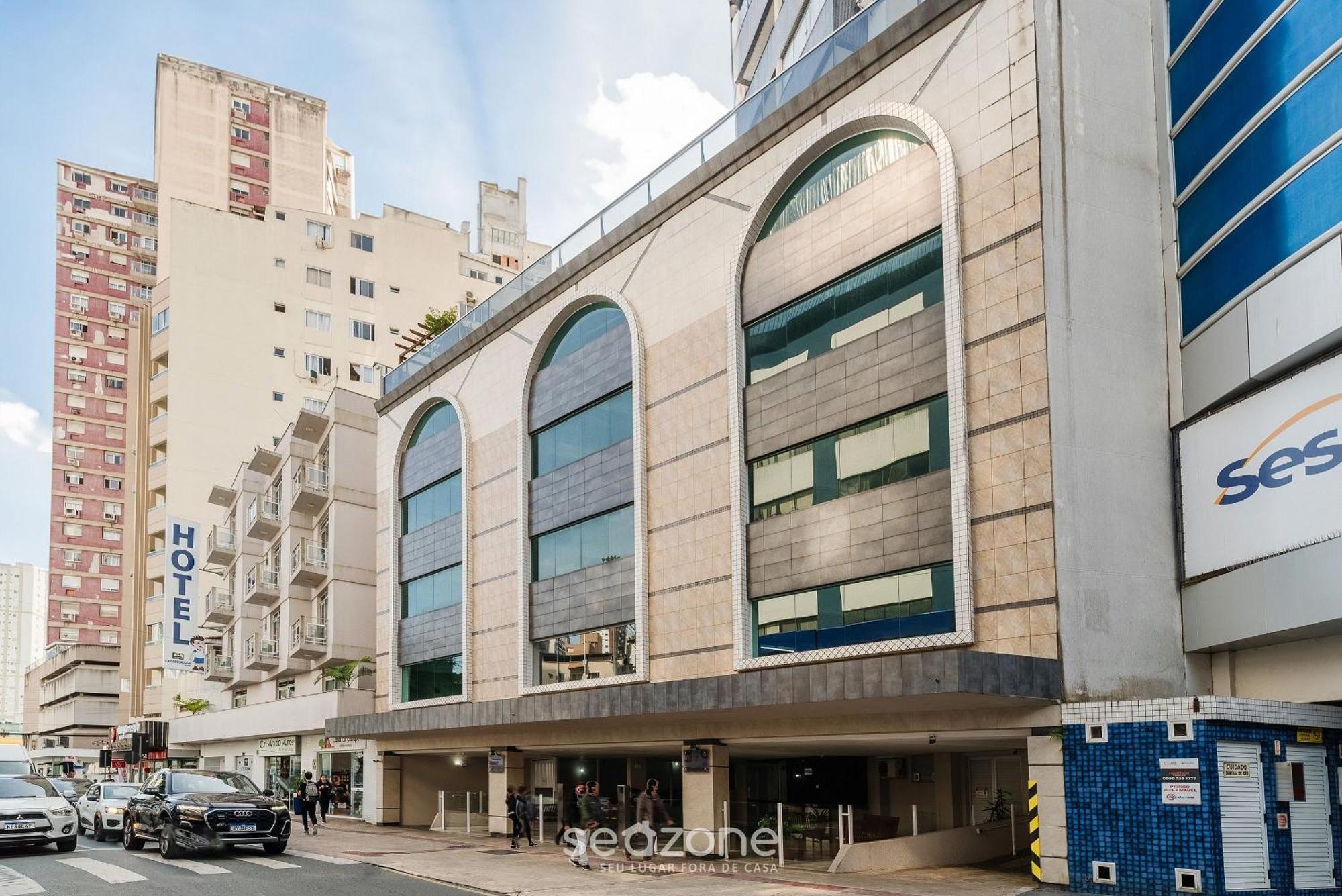 Conforto No Centro A Passos Da Praia! - Cev2304 * Balneario Camboriu